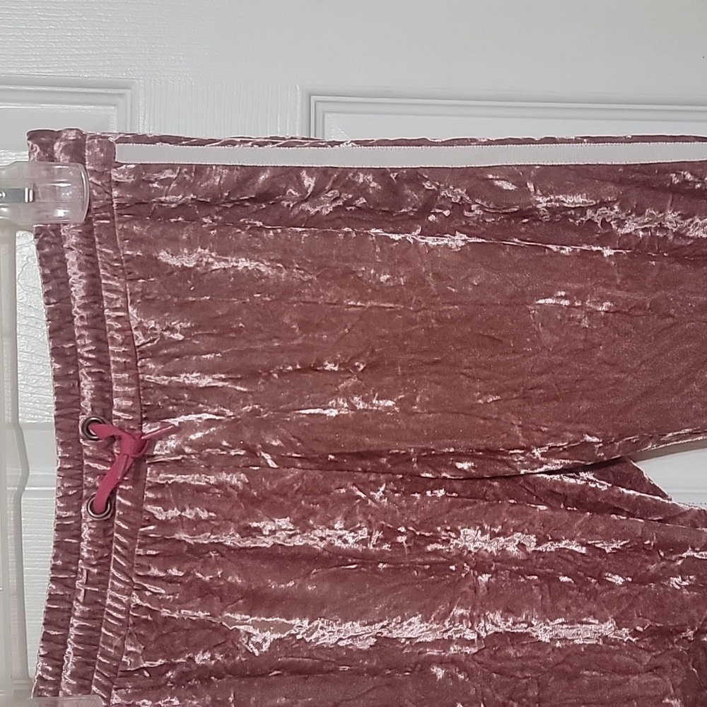 Pants - Picture 2 of 5
